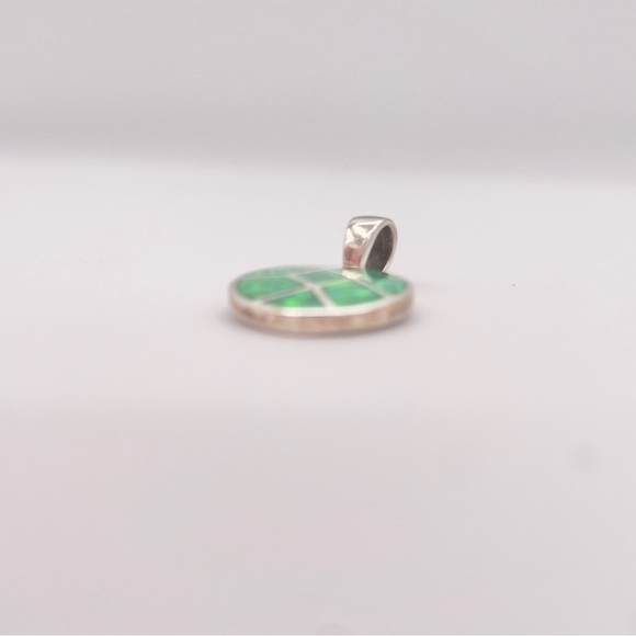 SILVER Sparkle Green Opal Mexico Pendant - Picture 4 of 7